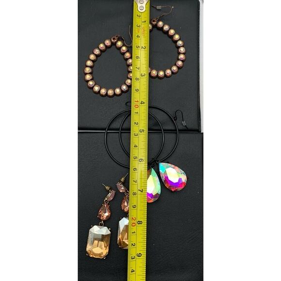 Lot Of 3 Pairs Of Blingy Sparkly Faceted Fun Statement Pierced Dangle Earrings - Picture 3 of 4